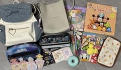 ディズニーなど　セール‼️ 文具、バッグ　まとめうり　小中学生女子向けのサムネイル