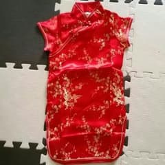 子供用チャイナドレス？のサムネイル