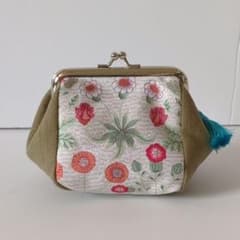 ハンドメイド 花柄 がま口 ポーチのサムネイル