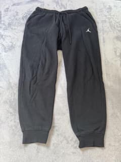 【うさ様専用】Jordan ブラック スウェットパンツのサムネイル