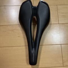 ロードバイク   サドルのサムネイル
