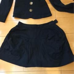 ヴィヴィアンのブラックスーツのサムネイル