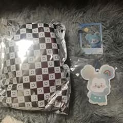 MINISO ディズニー　ヘッドインザクラウドのサムネイル
