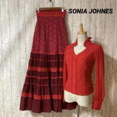 SONIA JOHNES フラメンコ衣装 ブラウス スカート セット SONIA JOHNES フラメンコ衣装 ブラウス スカート セット - メルカリ