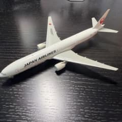 JALウイングコレクション　777-300 JAL 1/500のサムネイル