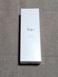 lujo クリアアップ　ファンデーションのサムネイル