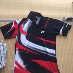 バドミントンユニフォームのサムネイル