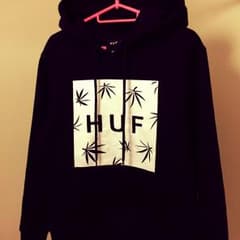 HUF パーカー 今だけ4444円のサムネイル
