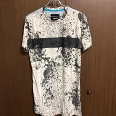 【今なら1000円OFF】DIESEL ロング丈総柄Tシャツのサムネイル