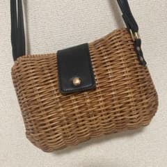 週末値下げカゴバック　カゴショルダーパック　しまむらのサムネイル