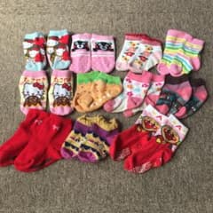 まとめ売り　靴下　女の子のサムネイル