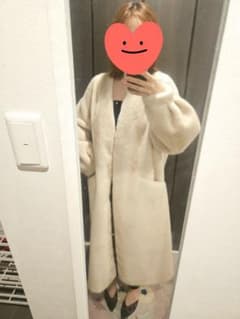ロング丈 フェイクファーコート アイボリーのサムネイル