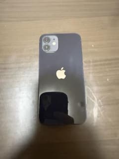 Apple iPhone 12 ブラック 本体のサムネイル