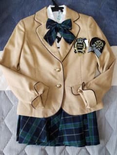 [KIKUさま専用]デコラピンキーズ 卒業式 スーツ ベージュ 160cmのサムネイル
