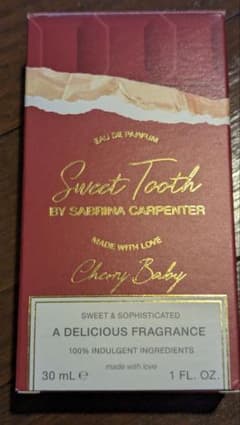 Sabrina Carpenter Cherry Baby 香水 30mlのサムネイル