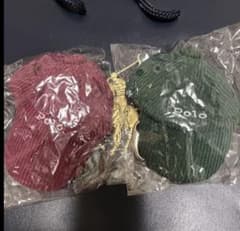 【未使用】ラルフローレン　帽子キーホルダー 2個セットのサムネイル