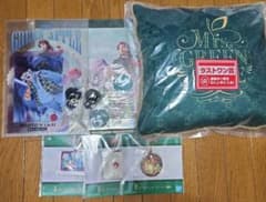 Mrs.GREEN APPLE 1番くじ 1枚目＋4枚目のセット - メルカリ