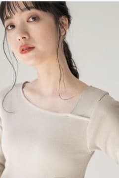 ローリーズファーム　Tシャツ カットソー トップスのサムネイル