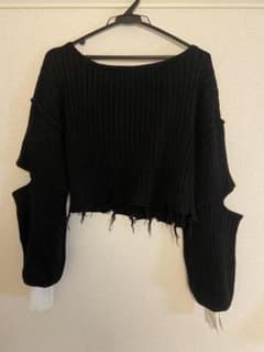 ブラック ニット 長袖 ダメージ加工のサムネイル