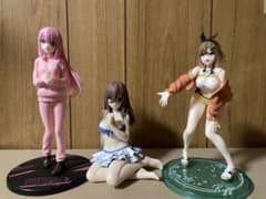 フィギュア　3体のサムネイル