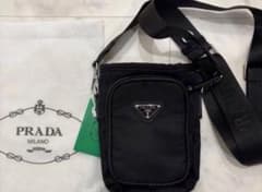 PRADA ナイロン スマホショルダーバッグ ノベルテイ