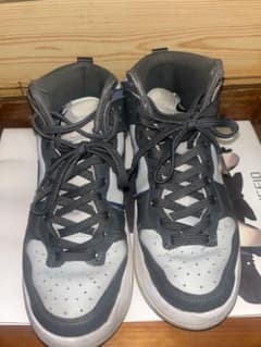 NIKEスニーカーのサムネイル