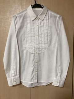 Natural Beauty Basic 白シャツ Mのサムネイル