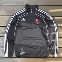 adidas トラックジャケットのサムネイル