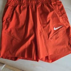 NIKE テニス ハーフパンツ オレンジのサムネイル