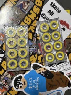 SMBLANKS ベアリング新品 2セット＋背景のステッカーはおまけ！のサムネイル