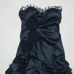 モモエリデザイン、モエリーのドレスです♡のサムネイル