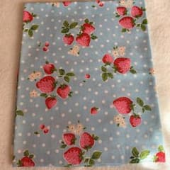 ♦️very  cotton♦️  みずいろ  いちご✩°。⋆♡*°  シーチングのサムネイル