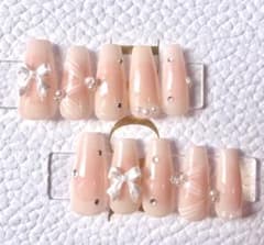 no.16スナ系　ワンホン　チークネイル　オーダーネイル　春ネイルのサムネイル