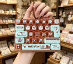キーボード風 ASMRおもちゃ キーホルダー. カチカチのサムネイル