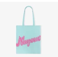 NAYEON トートバッグ　NAYEON TWICEのサムネイル