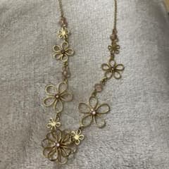 花モチーフ ネックレス ゴールドのサムネイル