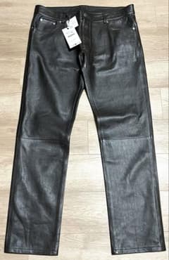 ZARA × Ludovic de Saint Sernin レザースリムパンツ - メルカリ
