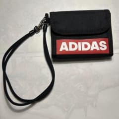 adidas 三つ折り財布 ネックストラップ付きのサムネイル
