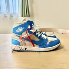 Off-White × Nike Air Jordan 1 High UNC