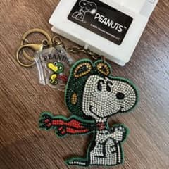 新品 スヌーピー キーチャーム キラキラ ラインストーン