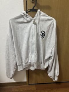 ジップアップパーカー グレー