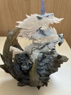 モンスターハンター キリン フィギュア