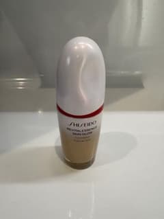 SHISEIDO エッセンス スキングロウ ファンデーション 230のサムネイル