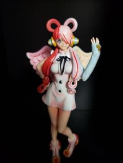 ワンピース　ウタ　 UTA　フィギュアのサムネイル