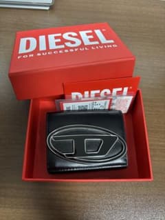 こ*は様 美品 DIESEL 三つ折り財布 ブラック メタルロゴ 付属品付き