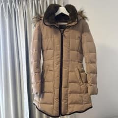 ZARA BASIC ベージュ ダウンジャケット　Mのサムネイル