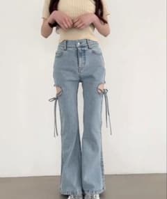 サイドレースアップ フレアデニムパンツのサムネイル