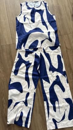 【美品】サラサラ生地のセットアップのサムネイル