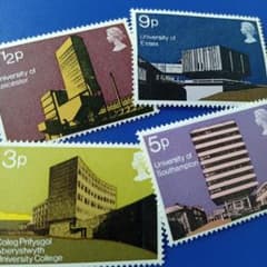 9216 外国切手 イギリス 1971年 英国の大学建築 4V - メルカリ