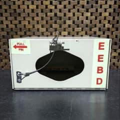 US NAVY実物 EEBD壁掛けスチールボックス 米軍放出品 - メルカリ